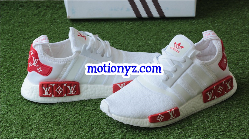 Real Boost Adidas NMD x Supreme LVS White